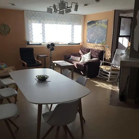 Casa Rural Sixto 度假居 *